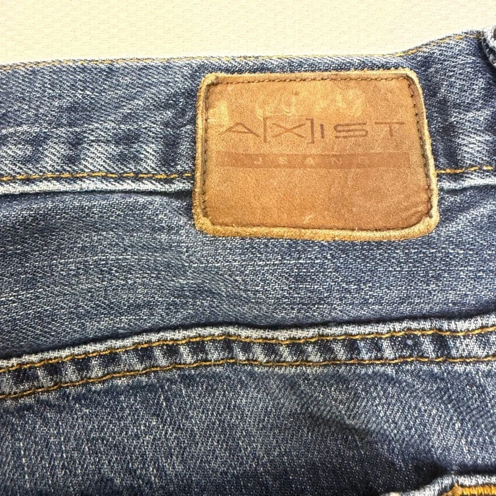 Axist Mens Straight Leg Jeans 38x29 Medium Wash Blue 100% Cotton Denim 39SB0100